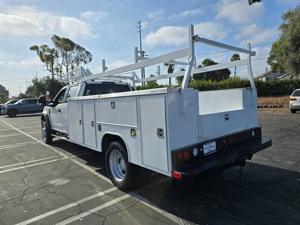 2021 Ford F-550 - Photo 7