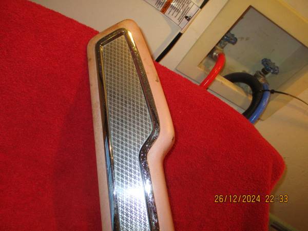 1961 cadillac deville fleetwood driver seat trim molding 1