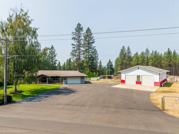 Spacious Single-Level on 0.9 Acres; Rental ADU, 40x60 Shop! 1