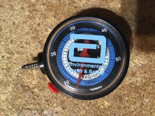 ROTATING DIAL IC ENGINE COMPRESSION TESTER 1