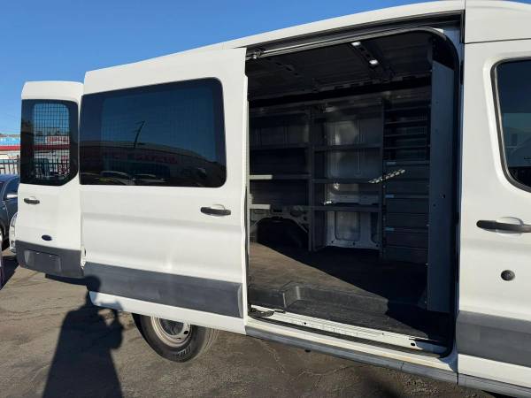 2018 Ford Transit 150 Van - Photo 10