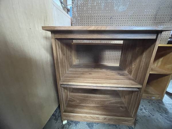 Rolling end table 1