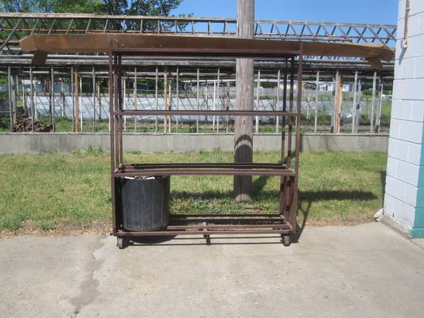 Heavy-duty Steel Rolling Racks Rack Log Storage 1