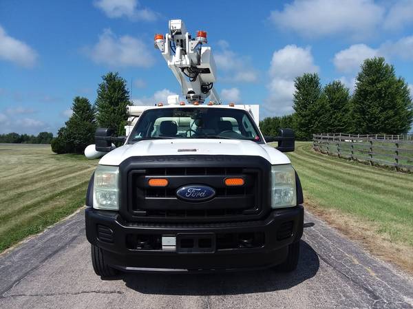 2015 Ford F450 36' - Photo 11