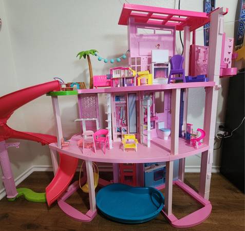 Barbie House 1