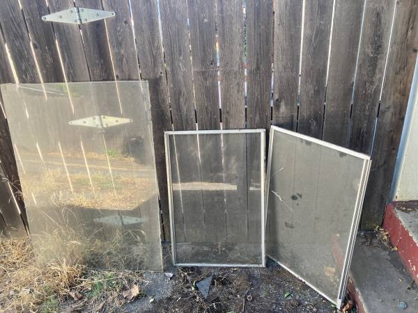 Single paned glass for greenhouse 1