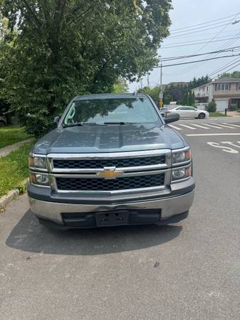 2014 chevrolet Silverado 2puertas 8ft cama sin óxido - $7,100 (Staten island)63618012724865122