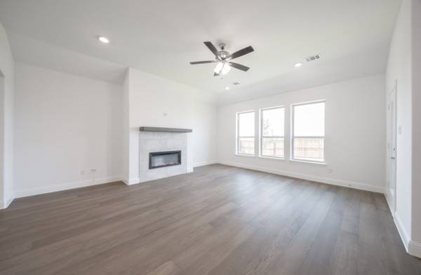 $569,990 / 4br - Spacious One Story Home (Celina, TX)64305507214977122