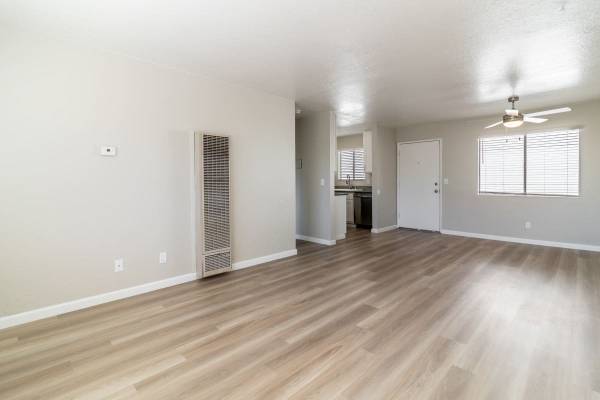 Individual Climate Control, Walk Out Patio, Gas Range Stove 1