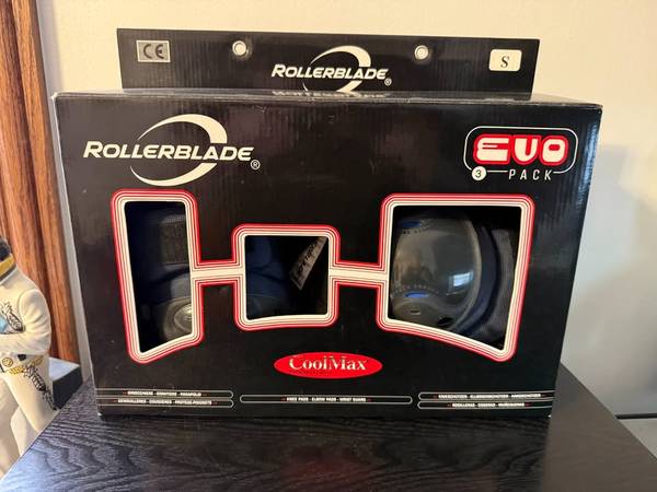 Evo 3 Pack Rollerblade Protective Gear Size Small - No Wrist Guards 1