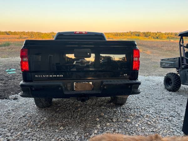 2018 Chevy Silverado 1