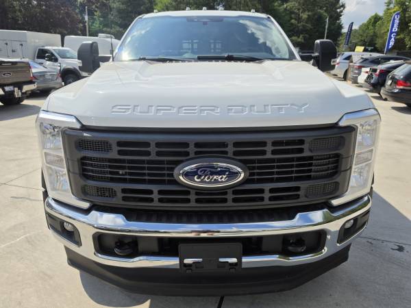 2024 Ford F550 XL 4x4 - Photo 8