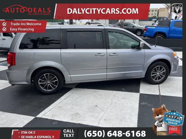 2017 Dodge Grand Caravan Passenger SXT Minivan 4D 4 D 4-D - $10,999 (Auto Deals)63617492188161124