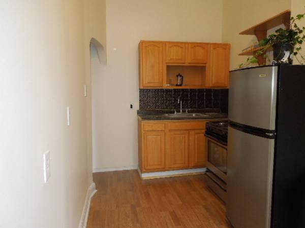 $2,950 / 2br - BRIGHT AND AIRY 2 BEDROOM IN BROWNSTONE A & C TRAINS AT NOSTRAND AVE (Bedford Stuyvesant)63788598193537122