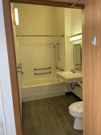 $755 / 1br - Riverfront Park views! Utilities included! (Downtown Chippewa Falls)63845958735491121