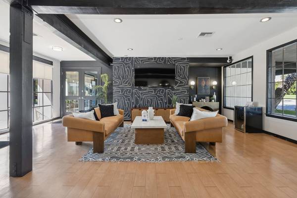 $2,940 / 2br - 1014ft2 - One Free Month! (645 Hampshire Rd, Westlake Village, CA)63800403216515120