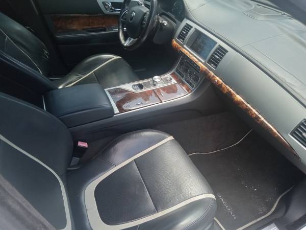 2015 Jaguar XF Portfolio ¡¡EXCELENTE COCHE!! 131 mil millas - $5.800 (Clearwater)63469604068993122