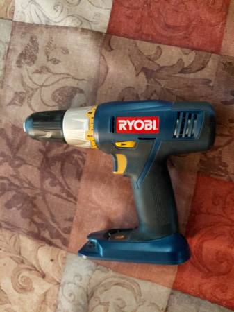 Ryobi 18v Cordless Drill 1