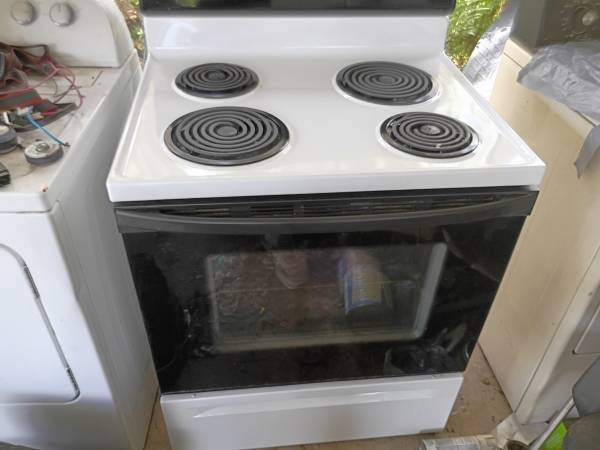 Whirlpool Super Capacity 465 Stove 1