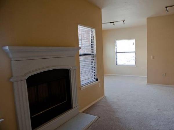 $1,435 / 1br - 1007ft2 - Picnic with Gas Grills, Leinbach 30-Day Money Back Guarantee (Broken Arrow)63806193646083122