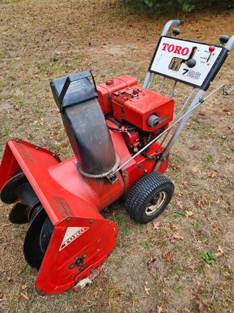 Toro 7hp snowblower 2 stage 1