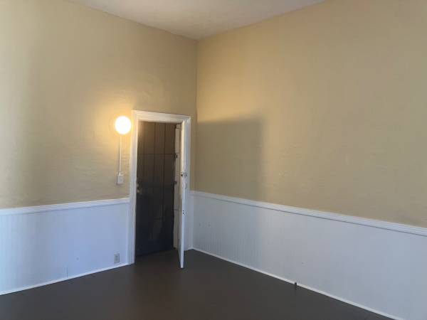 $1,650 / 1br - 1 bed apartment for rent (downtown)63701664848897123