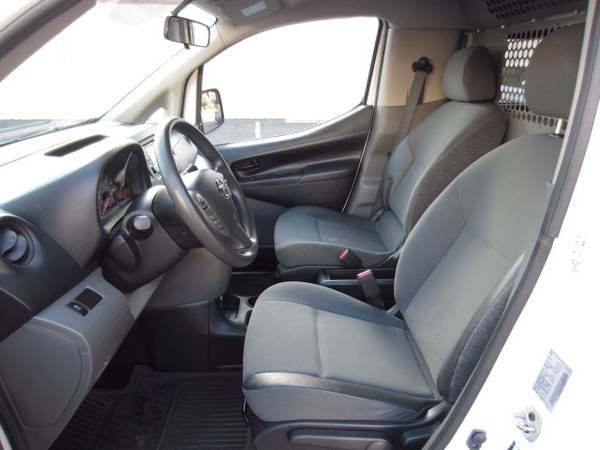 2019 Nissan NV200 - Photo 6