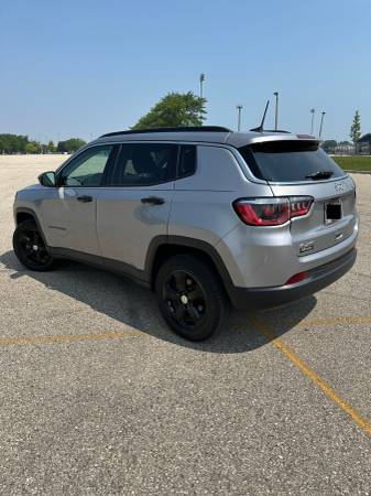 2019 Jeep Compass Latitude Sport Utility 4D - $16,500 (Kenosha)63470430265859122
