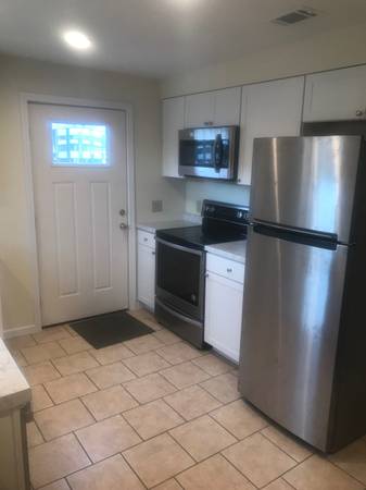 $975 / 1br - 825ft2 - One bedroom close ETSU (Johnson City)63847330968707124