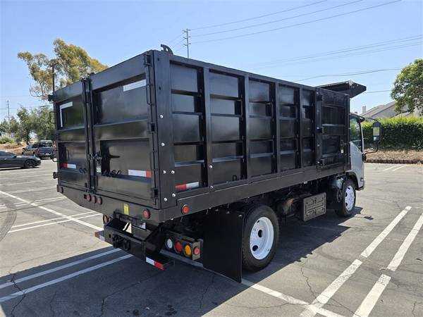 2019 Isuzu NRR - Photo 6