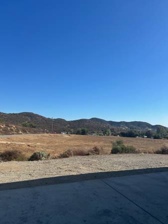 $950,000 / 5br - 2464ft2 - Move to temecula wine coutry in between san diego and riverside ca (city of wildomar)63879461957251121