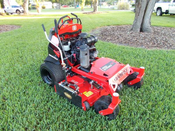 Gravely Pro-Stance 52in Commercial zero turn mower Kawasaki 73hr Nice! 1