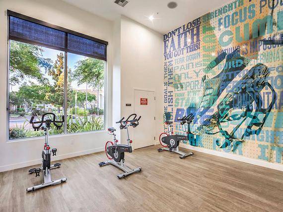 $2,699 / 1br - 803ft2 - Tempo Club, Huge, freestanding fitness center, Fire Pits (Riverpark)63668253481985124