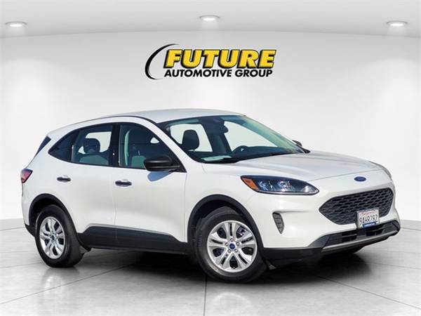 Ford Escape 2022 - $13,200 (916-884-9778)63619609547009124