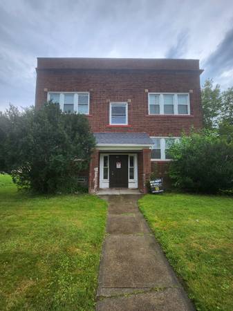 $900.00 / 2br - LARGE Two Bedroom Unit Available63860363495299120