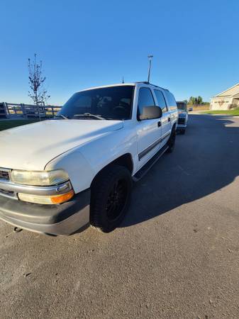 2002 Chevy Suburban 1500 4x4 - $4,00063612121988611122