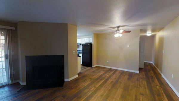 $2,439 / 3br - Clubhouse, Lavadora/Secadora, Piscina, Ventiladores de Techo (West Gresham, cerca de I-84)63831251696001123