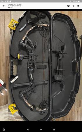 Bear cruzer G3 compound bow 1