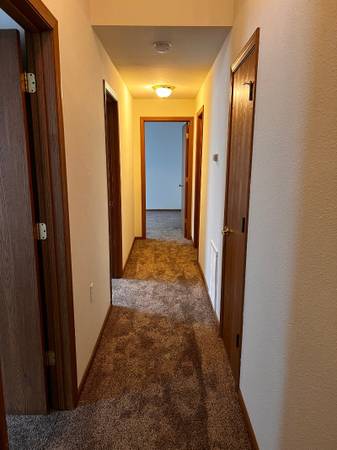 $1,100 / 3br - 1174ft2 - Enjoy fall nights at the fishing pond or property grill @ WCIN! (1200 E Elmwood Dr, Terre Haute, IN)63675863499779124