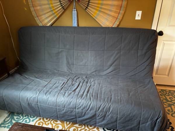 Futon 1