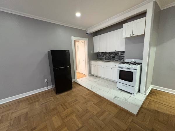 $1,800 / 1br - New 1 bedroom, No Realtor fee!63676257863427121