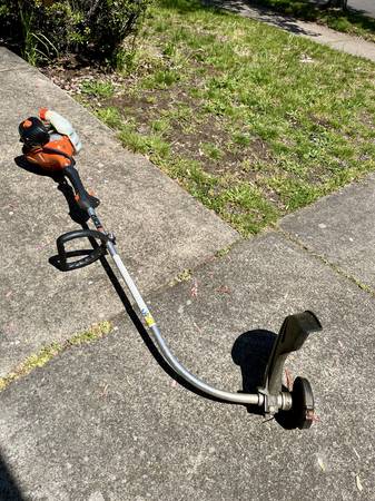 Echo GT 225 weed eater 1