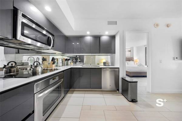 $4,000 / 2br - 1086ft2 - Stylish 2bd Apartment in the Heart of Brickell, Miami (Brickell)64002014254594121