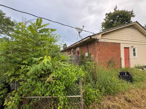 $115,000 / 3 hab - 1450 pies² - ¡Precio en efectivo $115 mil! 3 habitaciones, 2 baños, más de 1400 pies cuadrados (Huntsville, AL 35810)63439782632321123