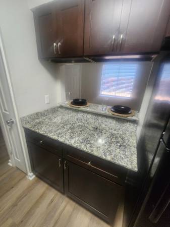 $1,169 / 2br - 900ft2 - All Bills Paid Property, 2x1 and 2x2 Units Available (Corpus Christi)64036537245699123