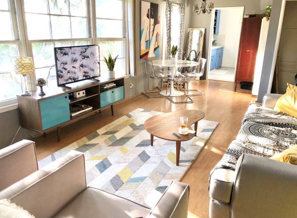 2 Bed / 1 bath West Hollywood Adjacent Furnished 1