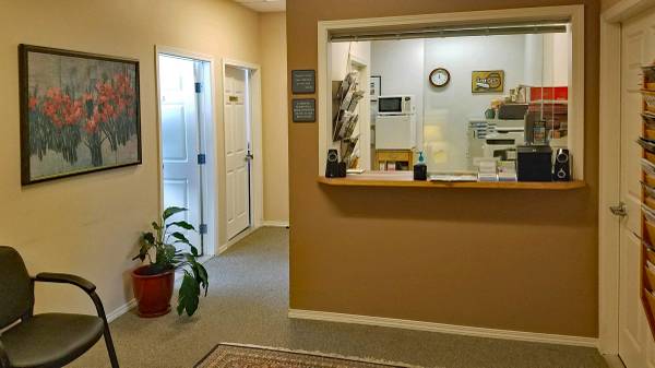$210 / 216ft2 - Counseling office space (Silverdale-Old Town)63850638425603123