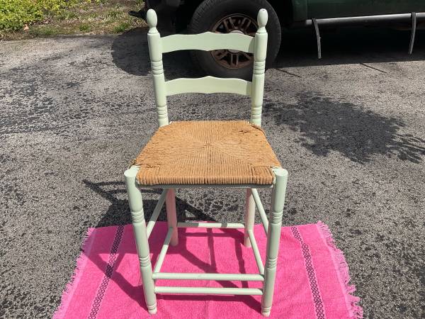 Counter Depth Ladder Back Stool w/cane seat 1