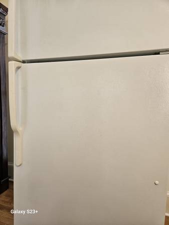 Refrigerator - $139 (Alpharetta)63469931627651122