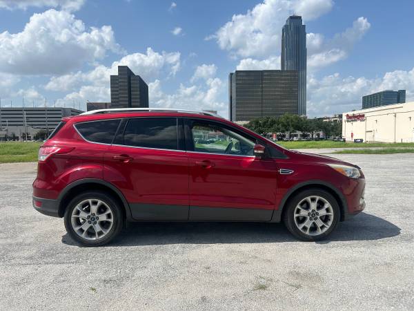2015 Ford Escape Titanium 2.0 Great Condition - $4,600 (Galleria)63617036000129121